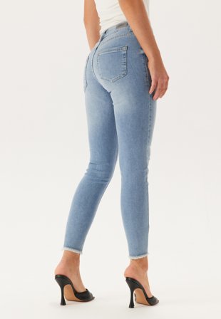 ONLY - Blush Life Mid Raw Jeans - Kläder - - Bubbleroom