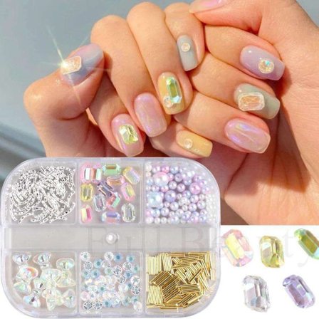 6st Rhinestone i olika storlekar i ask - Nageldekorationer