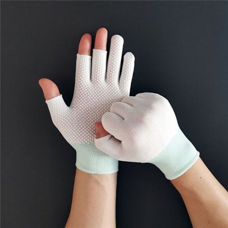 1 par halkskyddade fiskehandskar