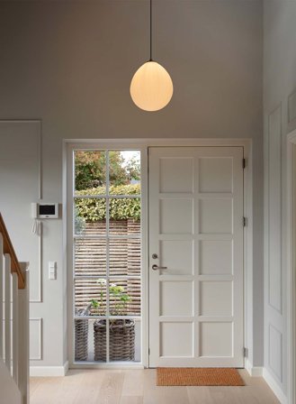 Around the world large taklampe/skjerm Ø35 - opal/sort