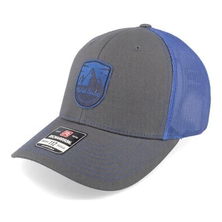 Wild Spirit - Harmaa trucker Lippis - Shield Peak 112 Split Charcoal/Royal Trucker @ Hatstore