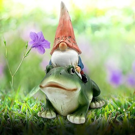 Nissehavedekorationer - Udendørs nissefigurer til have, græsplæne, terrasse, veranda - Håndmalet, vejrbestandig nissefigur (Grøn tudserytter-nisse)