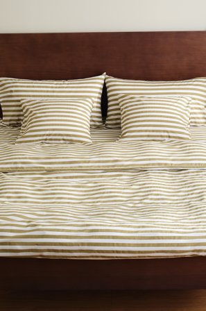 Jotex - Dynetrekksett Dobbeltseng Økologisk Olivengrønn/hvit - KAYO - Kjøp Dobbeltseng hos Jotex