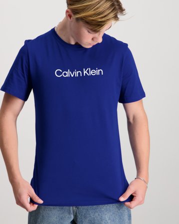 Calvin Klein INST. LOGO SS T-SHIRT Blå T-skjorter Gutt - Kids Brand Store