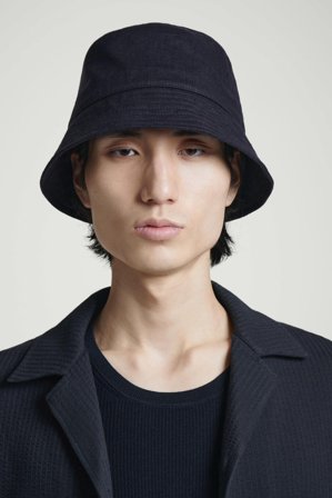 COS Men's Linen Bucket Hat in Blue