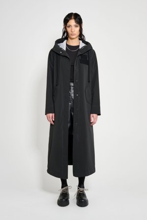 Chatham Matte Raincoat Black
