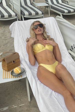 Elsa Hosk x NA-KD Bikinitrosa - Bikini - Gul - S (EU 34-36)