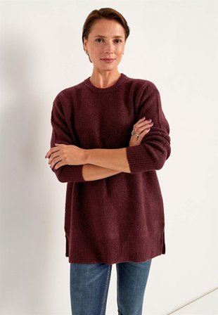 Cellbes of Sweden - Strikket tunika med splitt i vinrødmelert for damer i størrelse 58/60