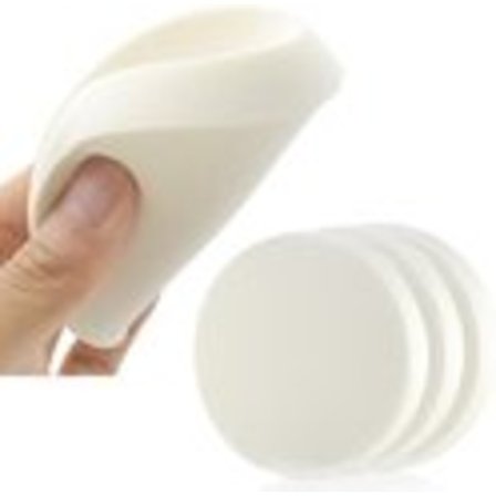 Inkluderer 6 store hvite sminkesvamper, en rund foundation-pute, en myk og elastisk sminkematte, egnet for både våt og tørr bruk.