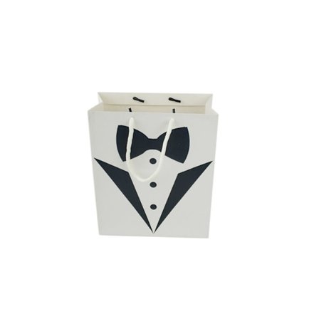 5 stycken vita klänningshandväskor, vita kartongpåsar, handgjorda g