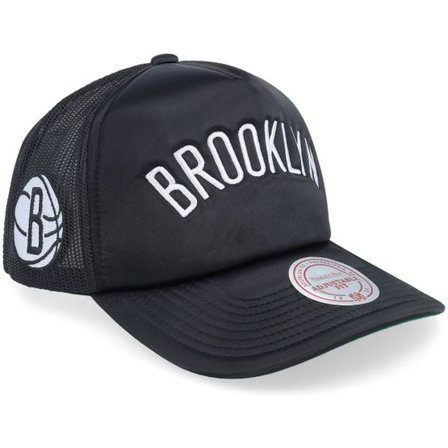 Mitchell & Ness - NBA Svart adjustable Keps - Brooklyn Nets Satin Black Trucker @ Hatstore