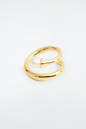 COS Women's Freshwater Pearl Coil Ring in Gold-coloured