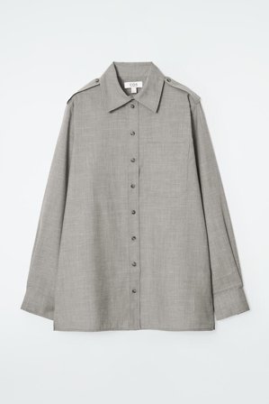 COS Frauen Normal Geschnittenes Wollhemd Mit Epauletten in Beige