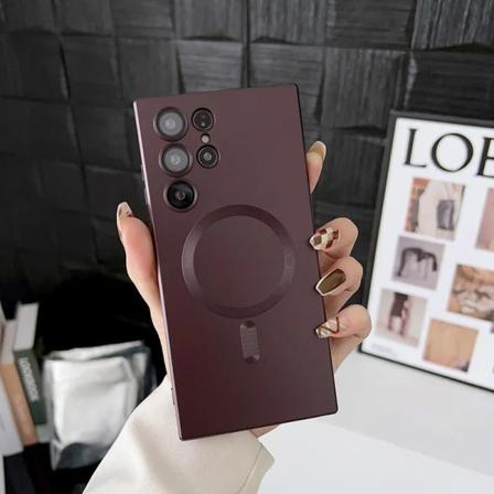 S23 Plus 5G mobiltaske - Føl Power of Metal understøtter magneti Red one size