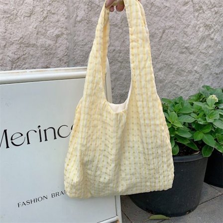 Axelväskor Handväskor GUL