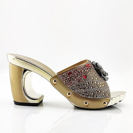 Fashionabla italienska applikationer Lady Sandaler