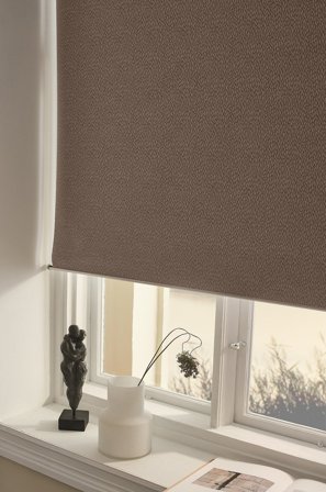 Jotex - Mørkleggende Rullegardin - Høyde 165 Cm Nougatbrun - LUX - Kjøp Mørkleggingsgardiner hos Jotex