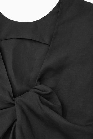 COS Women's Top Senza Maniche Con Schiena Arricciata in Nero