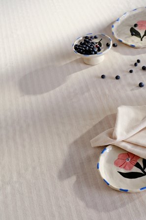 Jotex - Duk Beige/vit - HERIBERT - Kjøp Duker hos Jotex