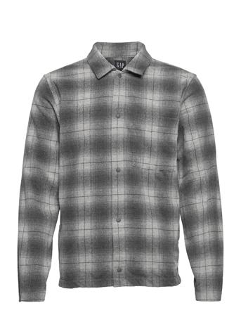 Snap-Front Shirt In Untucked Fit Patterned GAP