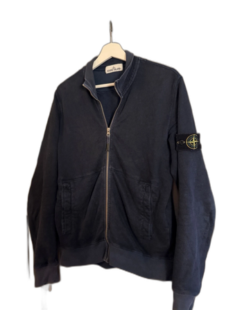 Marinblå ziptröja från Stone Island