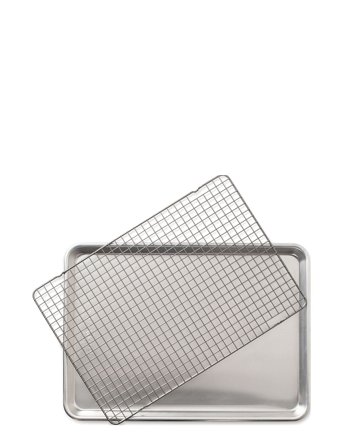 Nordic Ware | Naturals Half Sheet With Oven-Safe Nonstick Grid | 45X33X3CM
