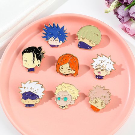 8 anime-inspirerade "Spell Back to War"-broscher med fem ränder, Goku-brosch, för manliga studenter, skolväska, medalj, tillbehör, söt metallbrosch