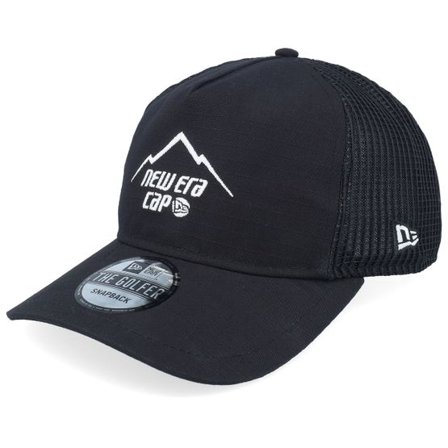 New Era - Svart trucker Keps - Ne Outdoor Golfer Black A-Frame Trucker @ Hatstore