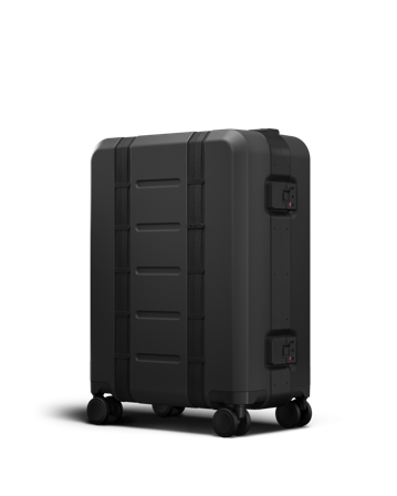 Db - Ramverk Pro Carry-On Black Out