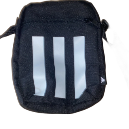 Helt ny adidas krossväska har bara använts 1 gång!