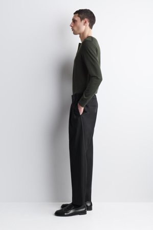 COS Men's Pantaloni A Gamba Dritta Con Pinces in Nero