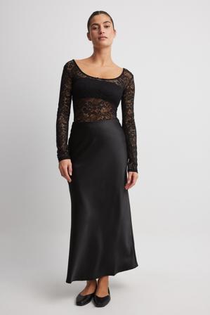 Marta Cygan x NA-KD Body ajusté en dentelle à encolure dégagée - Body - Noir - XX-Large