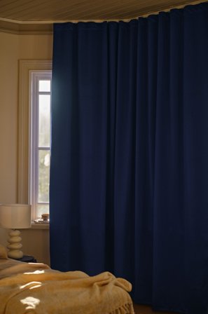 Jotex - Blendingsgardin 1 Lengde - Ekstra Bred Mørk blå - KYLIE - Kjøp Mørkleggingsgardiner hos Jotex