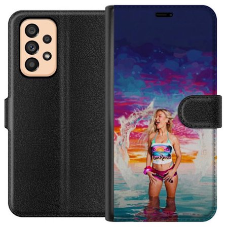 Kompatibel Tegnebogsetui til Samsung Galaxy A53 5G Blond kvinde i farverigt strandtøj, der leger i havet ved solnedgang