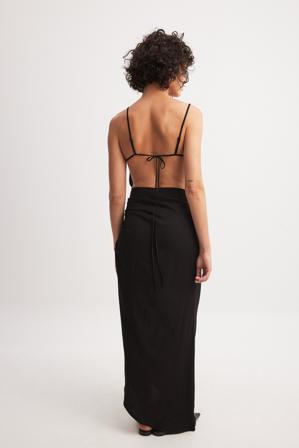 NA-KD Robe mi-longue drapée à nouer au dos - Robes drapées - Noir - EU 40