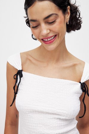 NA-KD Tie Shoulder Detail Top - Ärmellose Tops - Weiß - XS