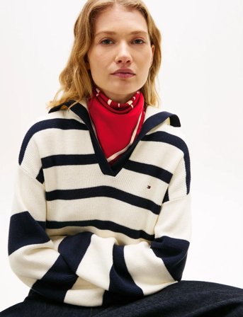 Tommy Hilfiger Tommy Script Silk Scarf - Red - ONE SIZE