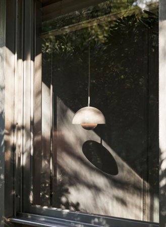 Flowerpot VP10 taklampe Ø16 - gråbeige