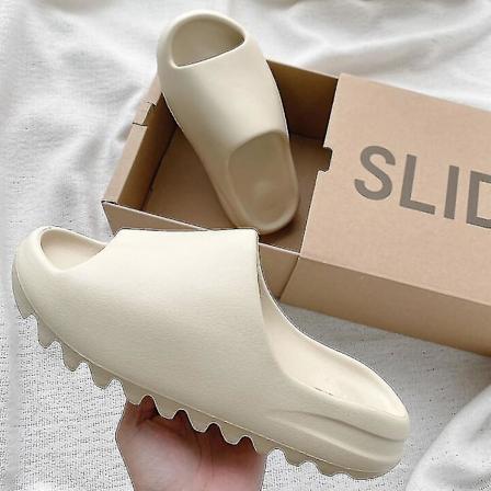 Sommer Yzy Slides Åndbare Kule Strand Sandaler Flip Flops Fiske Munn Tøfler Lett Benhvit Plus Størrelse 35-4 Dark Khaki 46