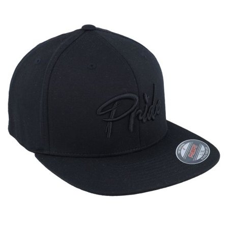 Fair - Svart fitted Keps - "3d Black Pride Logo Black Flat Brim Fitted " @ Hatstore
