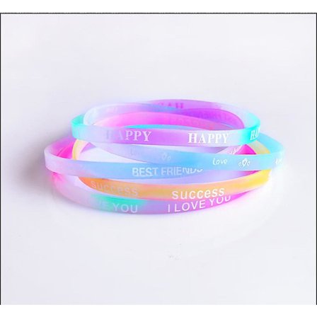 50 stk. silikonearmbånd fluorescerende glød i mørket til børns gaver festartikler