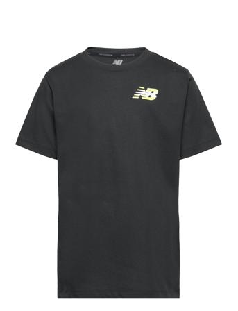 Graphic Heathertech Tee T-shirts Short-sleeved Svart New Balance*Betinget Tilbud