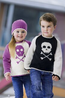 Barntröja med döskallemotiv