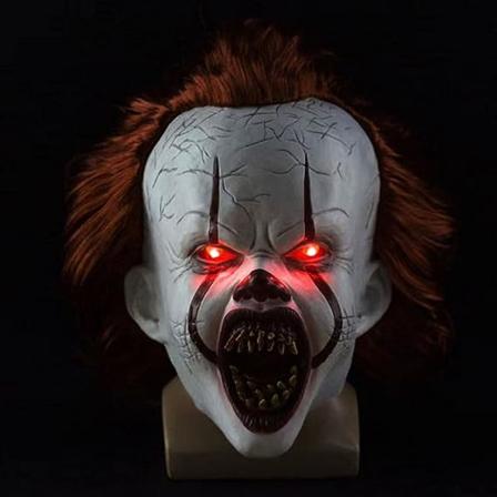 Uhyggelig klovnemaske til Pennywise It Cosplay, Led Light Up Horror Maske med hår, Halloween Latex Voksen