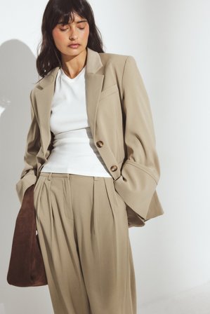 NA-KD Oversized Blazer With Wide Sleeves - Skræddersyet blazer - Beige - EU 42