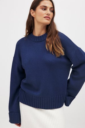 NA-KD Strickpullover mit gefalteten Ärmeln - Oversize Pullover - Marine - XS (EU 32)