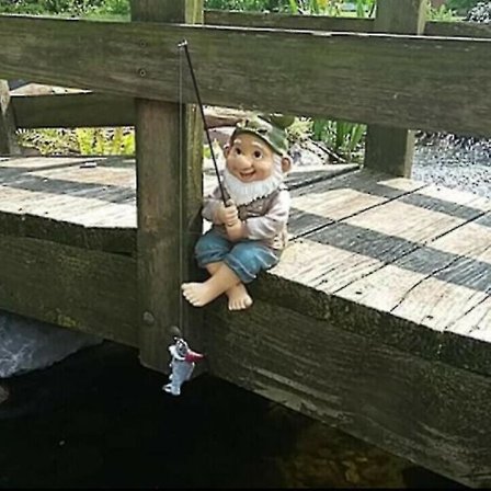 Fiskande gnom statyett trädgårdstomte söt present utomhusdekoration