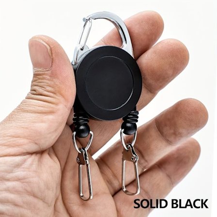 En dubbelspole för flugfiske gör att två fiskeverktyg är lättillgängliga med en linsträckare, utan Batt [DB]