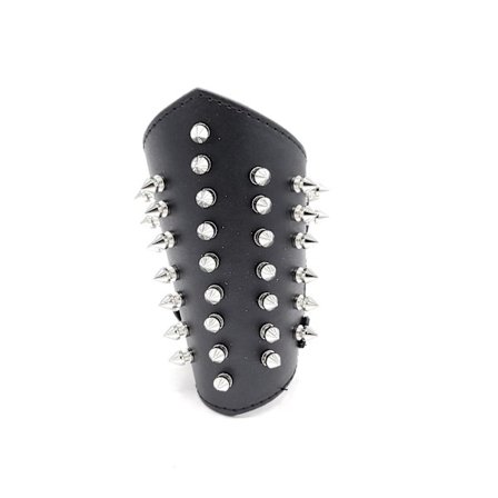 Stort nittearmbånd med spidse nitter