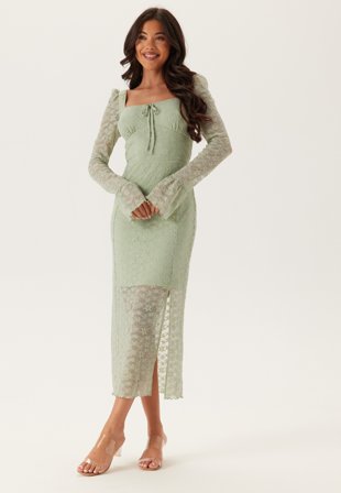 Bubbleroom - Square Neck Lace Dress - Dusty green - Kläder